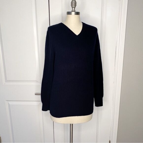Naadam Fancy Cashmere V-Neck Sweater Size Medium Navy Blue - Picture 5 of 10